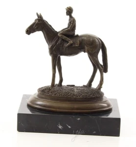 Figura de Bronce Escultura Figura Animal Jockey Sobre Caballo H 20CM en Base - Imagen 1 de 5