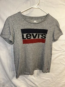 Levi's Women's Plus Gray Short Sleeve Logo T-Shirt Size S - Picture 1 of 5