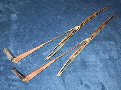 88 89 90 Toyota Landcruiser FJ60 FJ62 Windshield Wiper Arm Blade Set Windscreen - Image 1 of 4