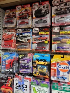YOU PICK Auto World / GM / Exclusives / Muscle / JDM Combine Shipping - Picture 1 of 46
