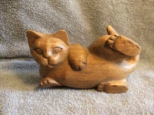 Hand Carved Cat Looking Out From Behind Glass Window Dressing - Picture 1 of 8