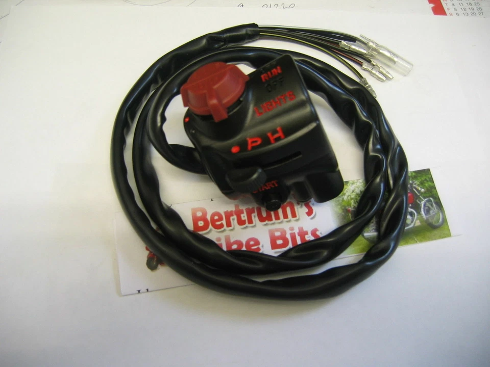 NEW HONDA CB400F CB 400 4 Handlebar switch Right hand  reproduction - Image 1 of 1