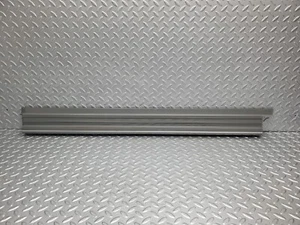 ⚙47548⚙ Mercedes-Benz C126 500SEC Coupe Front Right Door Sill Grey - Picture 1 of 12