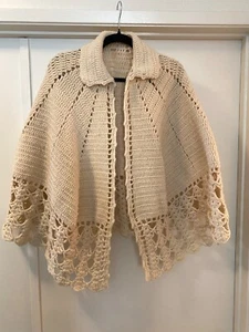 Vintage Crocheted Poncho, Cape Cream Colored, Collar Hand Made Thick Weave Retro - Picture 1 of 22