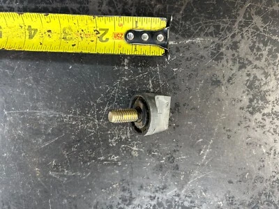 Troybilt Bronco 13WX78KS011  seat adjusting knob # 720-04061 - Image 1 of 4