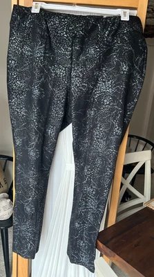 Soft Surroundings BLACK & GRAY PULL ON STRETCH ANKLE PANTS Plus 1X 18-20-22 New - Image 1 of 4