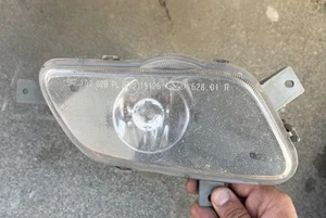 VOLVO V70 2005 FOG LIGHT RH OEM Passenger - Picture 1 of 4