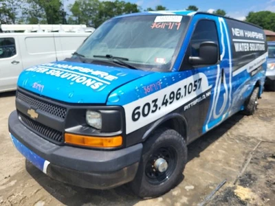 2010 Chevrolet Express 2500 Van 4.8L Engine Motor OEM 190K Miles - LKQ427828841 - Image 1 of 4