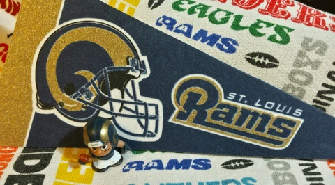 2014 NFL Series 3 Teenymates Los Angeles Rams Wide Receiver (WR) figure Cover