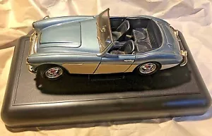Rare Ertl 1/18 Scale - 1956 Austin Healey 100/6 Blue / White 2-tone color - Picture 1 of 12
