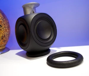 Bang and Olufsen B&O Beolab 3 Donut Donut Anillo de goma Soporte de mesa alternativo - Imagen 1 de 13