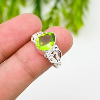 Green Peridot Gemstone 925 Sterling Silver Ring Handmade Jewelry Ring For Gift - Image 1 of 4