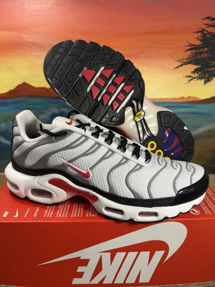 Nike Air Max Plus Photon Dust Particle Grey {DM0032-002} Men’s Size 8.5 - Image 1 of 4