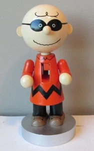 Peanuts Charlie Brown Halloween Wooden Nutcracker Figure Orange/Black 2016 New - Picture 1 of 1