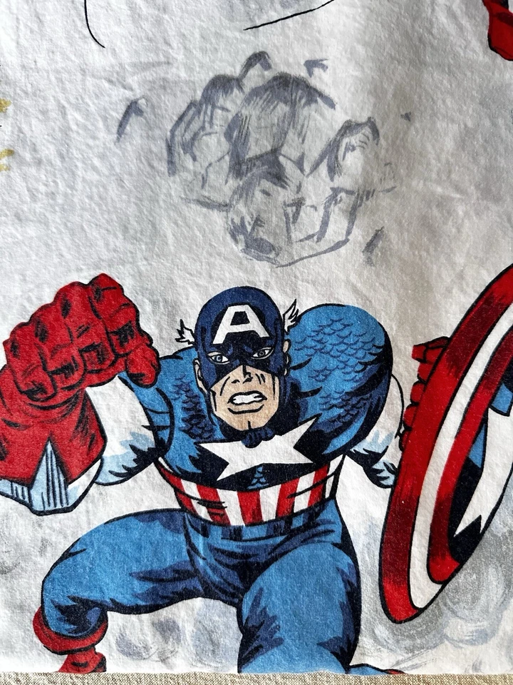 Pottery Barn Kids ~ Marvel Comics ~ Capitán América ~ Sábana plana doble de algodón Foto 1 de 4