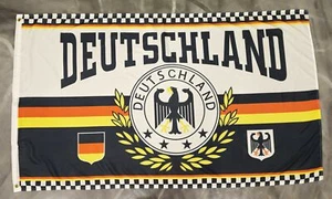 Fahne Flagge Deutschland - 4 Sterne - Lorbeerkranz - 90 x 150 cm - Bild 1 von 2