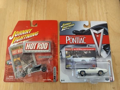Johnny Lightning Hot Rod Mag '23 Ford T-Bucket 1971 Pontiac Hurst SSJ Grand Prix Foto 1 de 4