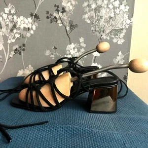 SANDALI GLADIATORE ESTIVI IN PELLE CON TACCO ALTO. TAGLIA UK 3,5 / EU36 /... - Foto 1 di 7