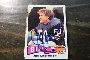JIM CHEYUNSKI  1975 TOPPS  BUFFALO BILLS  AUTOGRAPHED FOOTBALL CARD  - Picture 1 of 1