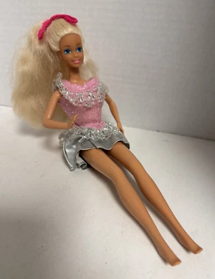 Barbie Western Fun 1989 - Vestido de fiesta plateado y rosa Foto 1 de 4