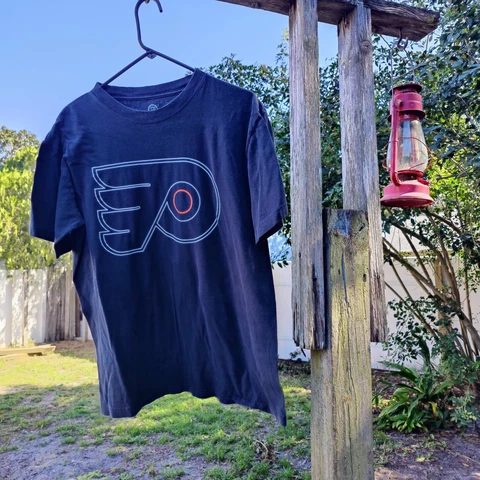Vintage Philadelphia Flyers short sleeve logo tee shirt large Cover
