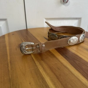 Cinturón de rodeo vintage de cuero tostado Thunderbird medallón concho para mujer” - Imagen 1 de 6