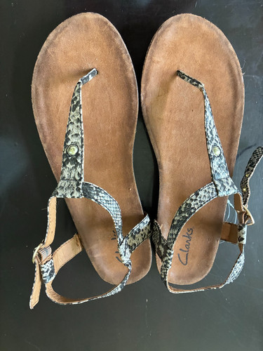 Sandali donna Clarks usati taglia 9M pelle di serpente con stap on