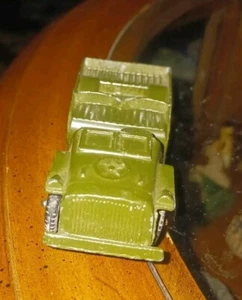 Vintage TOOTSIE TOY ARMY JEEP DIECAST METAL MADE IN U.S.A. - Picture 1 of 5