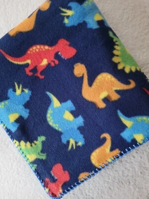 Новый флис динозавров печати плед/одеяло с крючком края около 54 «x 62»  - Изображение 1 из 3