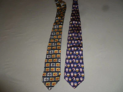 LOTE DE CORBATAS DE SEDA PARA HOMBRES MAD DOGS & ENGLISHMEN SOUTH PARK 1999 KENNY STAN  Foto 1 de 4