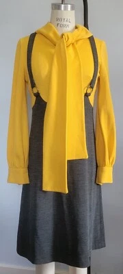 Винтажное домашнее трикотажное желтое/серое платье из полиэстера 1970-х размер 4 - Изображение 1 из 4