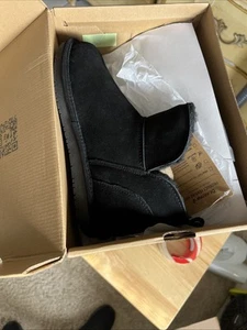 Bearpaw Women's Annabelle Suede Boot w/ Water & Stain Repellent Black - Picture 1 of 3
