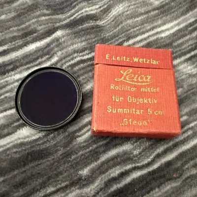 Leica E.Leitz Wetzlar GFEOO Black Rim R.M. Red Filter for Summitar - Image 1 of 2
