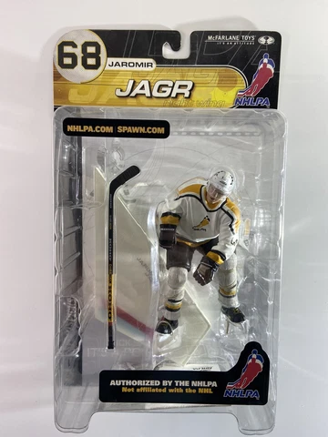 Jaromir Jagr #68 Series 2 NHLPA McFarlane's SportsPicks 5" Figure 2000 Cover