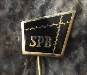 Antike SPB Antifaschistische Kämpfer Antifaschistische Union Stacheldraht Gefängnis Pin Anstecker - Bild 1 von 2
