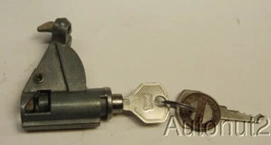 Mercury glove box lock NOS 1941 1942 1946 1947 1948 original HURD keys - Bild 1 von 3