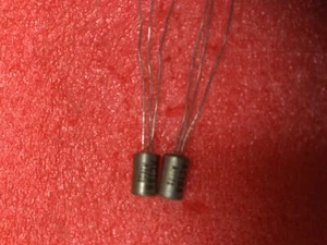 5 x AC188 DE COLECCIÓN AÑOS 70 TRANSISTOR DE GERMANIO NUEVO STOCK ANTIGUO MULLARD UKSTOCK - Imagen 1 de 2