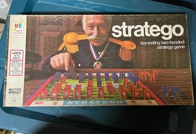 VINTAGE Stratego COMPLETE Milton Bradley 1975 1977 Classic Game Capture Flag - Image 1 of 4
