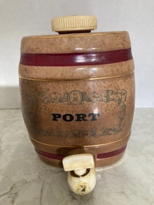 Port Wine Decanter, W A Gilbey Shipper & Distillery, Wade Pottery, Bar Supplies  - Image 1 of 4
