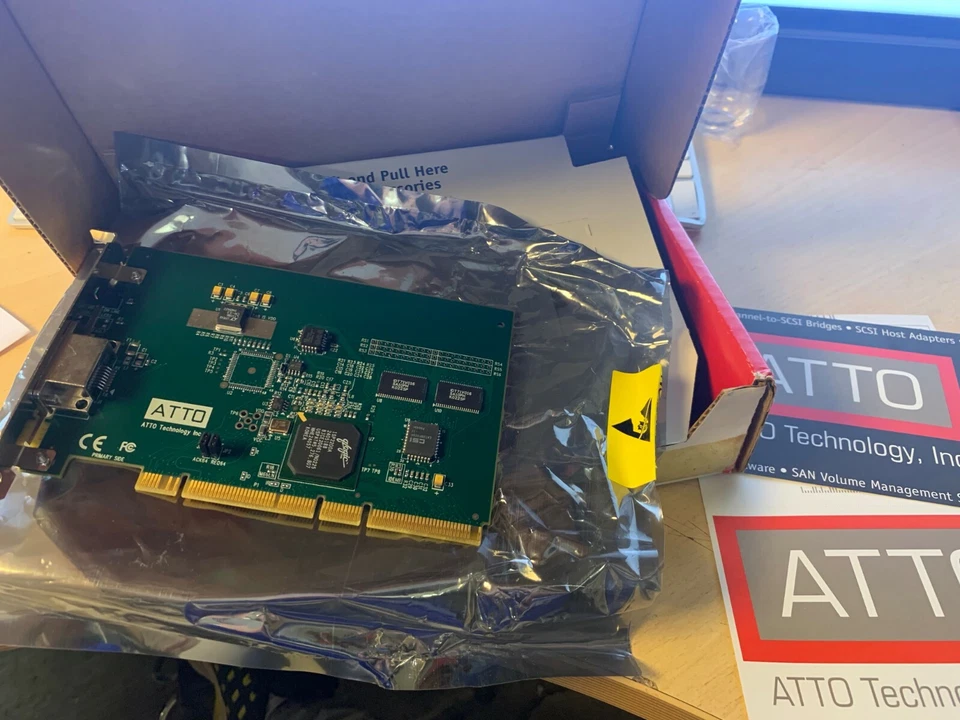 1 X ATTO EPCI-2600-000 FC-2600 Express PCI Fiber Channel 64-bits Host Adapter - Image 1 of 3