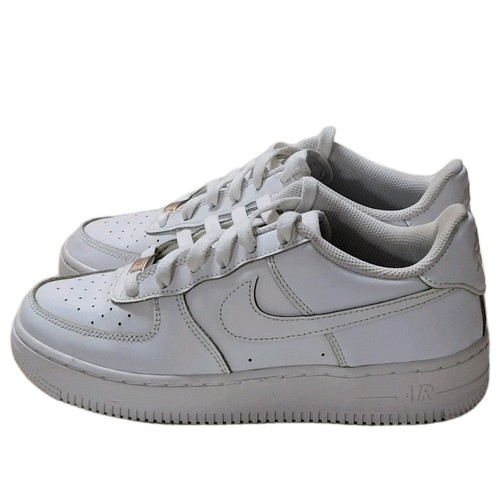 Scarpe da ginnastica Nike Air Force 1 Low GS per bambini taglia 5 5 anni triple bianche DH2920 111 usate in ottime condizioni