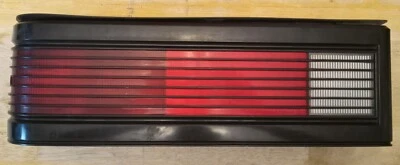 Dodge Shelby Charger 1984-1987/luz trasera Plymouth Turismo (izquierda) Foto 1 de 4