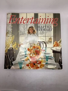 Entertaining by Martha Stewart 1982 Hardcover Book Cookbook W/DJ - Picture 1 of 24