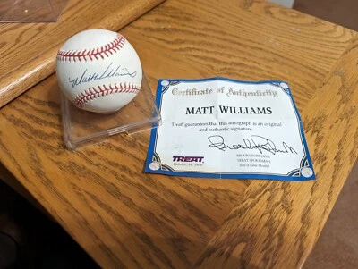 Autographed Baseballs - Cleveland Indians Lot.  David Justice, Matt Williams, .. - Image 1 of 4