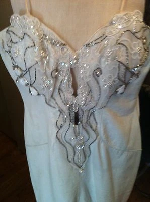 Vestido de cuero crema talla pequeña Climax Karen Okada para David Howard Foto 1 de 4