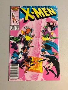 UNCANNY X-MEN #208 NM MARVEL 1986 COPPER AGE UXM NEWSSTAND - Picture 1 of 2