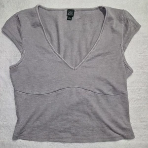 Camiseta gris para mujer Wild Fable talla M manga corta acanalada cuello en V - Imagen 1 de 9