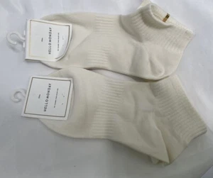 Hello Monday einfarbige weiße unsichtbare Damensocken 2 Paar Einheitsgröße - Bild 1 von 10