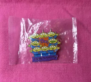 Disney ALIENS Pin  TOY STORY Little Green Men A Family Gathering 2004 Wdw Le1250 - Picture 1 of 7