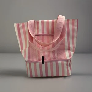 Neu mit Etikett Victoria’s Secret COOLER Bag Beuteltasche kultig rosa weiß gestreift Strandtasche Beuteltasche - Bild 1 von 9